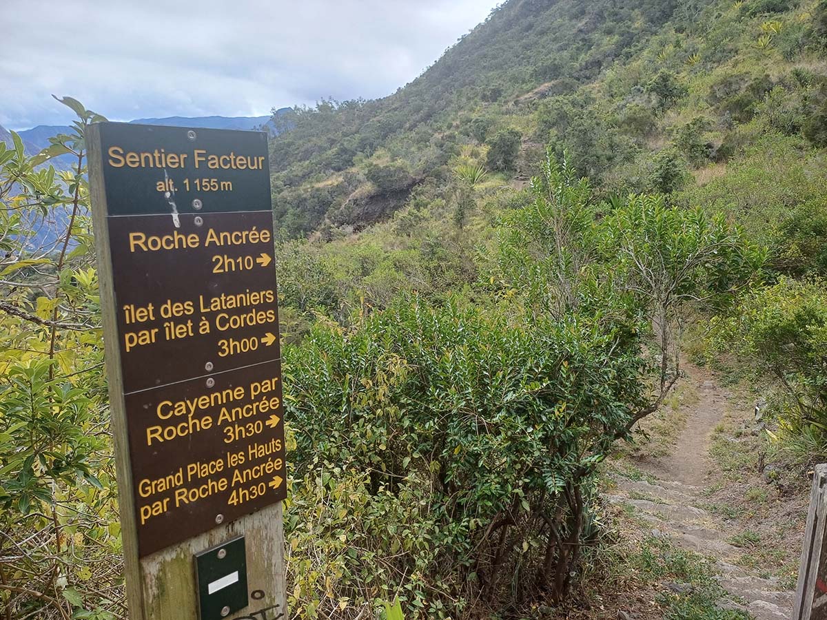 Photo Roche Plate - Cirque de Mafate
